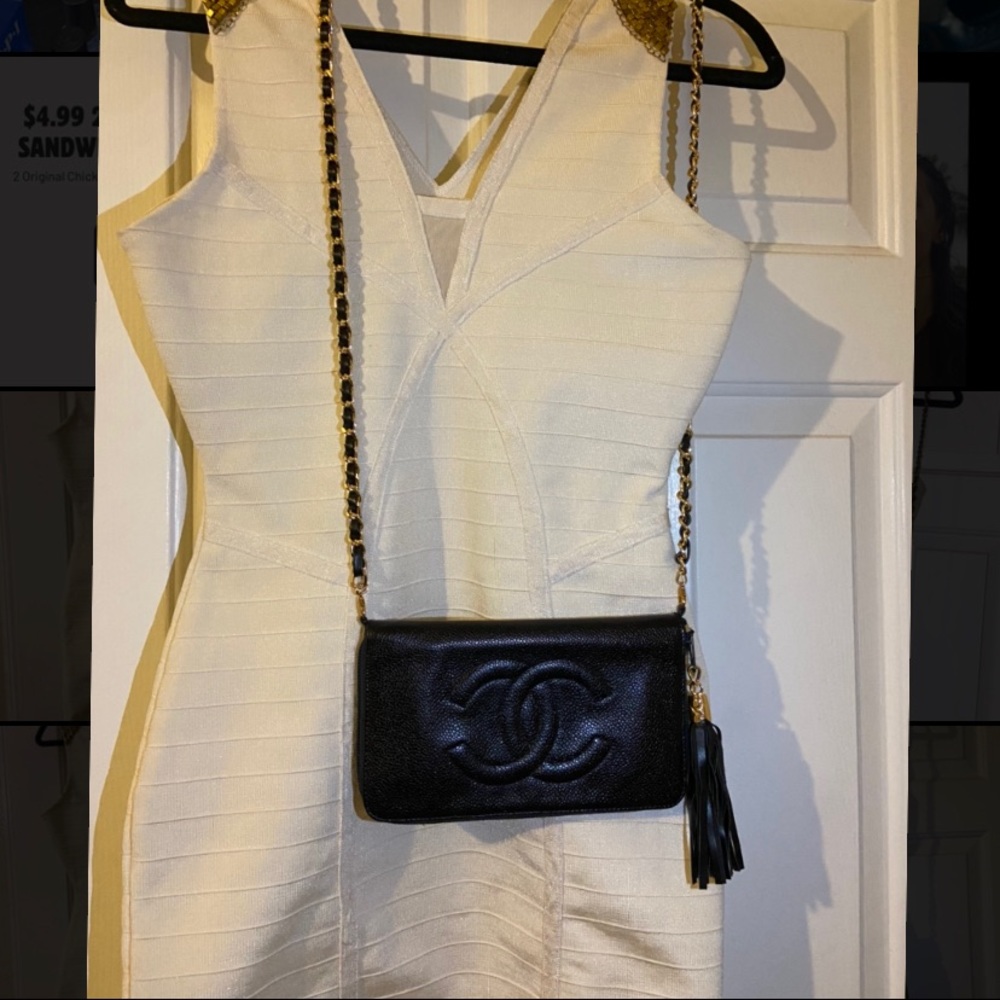 ⚜️♠️ Chanel Caviar Timeless Zippy Wallet Chain Crossbody Double Zipper Style - Picture 9 of 9